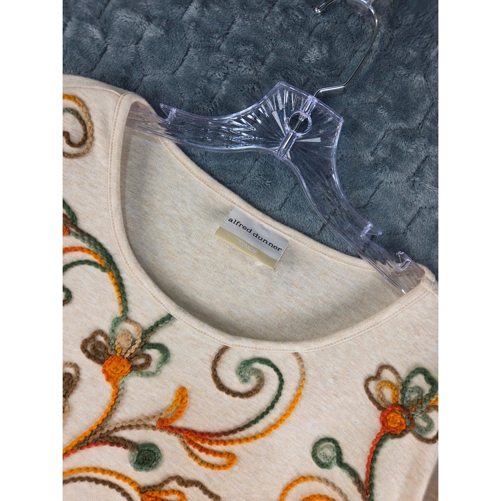 Alfred Dunner Woman Cream Embroidered Floral Vine 3/4 Bell Sleeve Knit Top 2X
